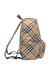 Essential Backpack - Men | Lidia Shopping