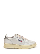 AUTRY - Medialist Low Sneaker - White - LIDIASHOPPING® - Official Website