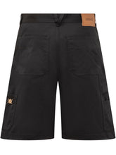 VERSACE - Pantaloni Corti Cargo in Gabardina - Nero | Lidia Shopping | Official Website