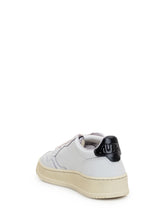 AUTRY - Medalist Low Sneaker - White - LIDIASHOPPING® - Official Website