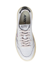 AUTRY - Medalist Low Sneaker - White - LIDIASHOPPING® - Official Website