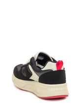 WALK 03 - Fessura | Lidia Shopping