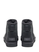 UGG - W Classic Mini II Ankle Boots - Black | Lidia Shopping | Official Website