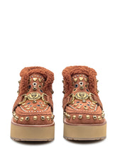 KURT GEIGER - Kurt Geiger Studded Platform Boot - Brown | Lidia Shopping ® | Official Website