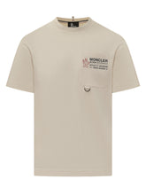 MONCLER GRENOBLE - Moncler Grenoble T-Shirt con Taschino Logo Sabbia - Bianco | Lidia Shopping ® | Official Website