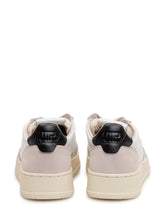 AUTRY - Medalist Low Sneakers - White - LIDIASHOPPING® - Official Website