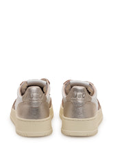AUTRY - Sneakers Medalist Low - Bianco - LIDIASHOPPING® - Official Website