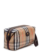 BURBERRY - Highlands WashBag - Brown - LIDIASHOPPING® - Official Website