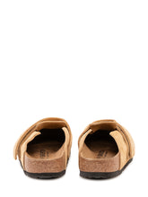 BIRKENSTOCK - Sabot in Pelle Scamosciata con Cinturino - Marrone - LIDIASHOPPING® - Official Website