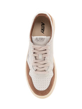 AUTRY - Medalist Low Sneakers - Bianco - LIDIASHOPPING® - Official Website