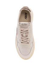 AUTRY - Medalist Low Man Sneakers - White - LIDIASHOPPING® - Official Website