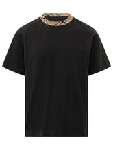 BURBERRY - T-shirt Ryan con Collo Check - Nero - LIDIASHOPPING® - Official Website