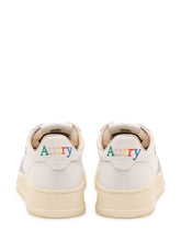AUTRY - Sneaker Medalist Low - Bianco - LIDIASHOPPING® - Official Website