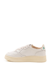 AUTRY - Sneaker Medalist Low - Bianco - LIDIASHOPPING® - Official Website