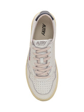 AUTRY - Medalist Low Sneakers - White - LIDIASHOPPING® - Official Website