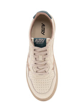 AUTRY - Sneaker Medalist Low - Bianco - LIDIASHOPPING® - Official Website