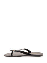 VERSACE - Sandalo Infradito con Dettaglio Applicato - Nero - LIDIASHOPPING® - Official Website