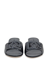 DOLCE & GABBANA - Ciabatta con Tacco e Dettaglio Logo - Nero - LIDIASHOPPING® - Official Website