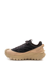 MONCLER - Sneakers Trailgrip con Suola Dentellata - Blu - LIDIASHOPPING® - Official Website