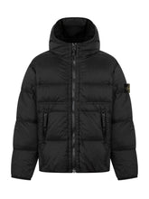 STONE ISLAND KIDS - Piumino Corto con Cappuccio - Nero - LIDIASHOPPING® - Official Website