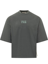FEAR OF GOD ESSENTIALS - T-shirt Oversize con Piccolo Logo - Grigio - LIDIASHOPPING® - Official Website