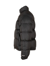 BURBERRY - Piumino Highlands con Collo Alto - Nero - LIDIASHOPPING® - Official Website