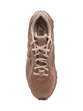 NEW BALANCE - Sneakers with Shaped Panels - Brown - LIDIASHOPPING® - Official Website