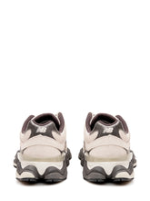 NEW BALANCE - Sneakers con Pannelli Sovrapposti - Beige - LIDIASHOPPING® - Official Website