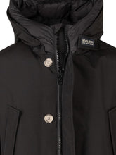 WOOLRICH - Parka Arctic con Cappuccio - Nero - LIDIASHOPPING® - Official Website