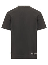 MONCLER GRENOBLE - T-shirt con Grafica sul Collo - Nero - LIDIASHOPPING® - Official Website