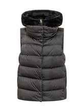 Herno Gilet Imbottito con Cappuccio in Pelliccia Sintetica - Abbigliamento Donna | Lidia Shopping