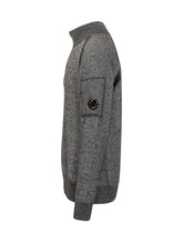 Maglione C.P. Company grigio con zip e tasca lente - Abbigliamento Uomo | Lidia Shopping