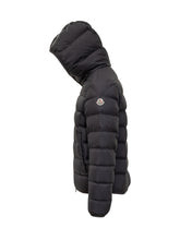 Moncler Piumino Uomo con Cappuccio Opaco - Abbigliamento Uomo | Lidia Shopping