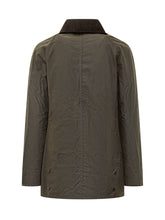 Barbour Giacca Cerata Verde con Colletto in Velluto - Abbigliamento Donna | Lidia Shopping