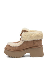 UGG Stivaletti Platform in Suede con Shearling Beige - Collezione Happy Birthday | Lidia Shopping