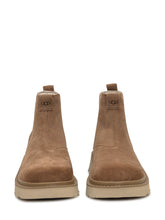 UGG Stivaletti Chelsea in Pelle Scamosciata Marrone - Collezione Happy Birthday | Lidia Shopping