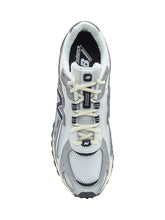 Sneakers New Balance 204L Bianche e Grigie - Collezione Happy Birthday | Lidia Shopping