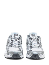 Sneakers New Balance 740 Bianche e Grigie - Collezione Happy Birthday | Lidia Shopping