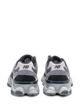 Sneakers New Balance 9060 Grigie in Mesh e Suede - Collezione Happy Birthday | Lidia Shopping