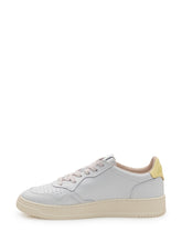 Men s low-top sneakers with clean design - Autry | Lidia Shopping