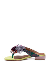 Flat thong sandals with decorative pom poms - Collezione Happy Birthday | Lidia Shopping