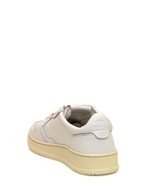 AUTRY - Sneaker Medalist Low - Marrone - LIDIASHOPPING® - Official Website