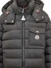 MONCLER - Piumino Verith con Cappuccio e Tasca - Nero - LIDIASHOPPING® - Official Website