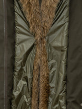 MONCLER - Parka Lungo Halicte con Cappuccio - Verde - LIDIASHOPPING® - Official Website