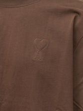 AMI ALEXANDRE MATTIUSSI - T-shirt Girocollo con Logo a Cuore - Marrone - LIDIASHOPPING® - Official Website